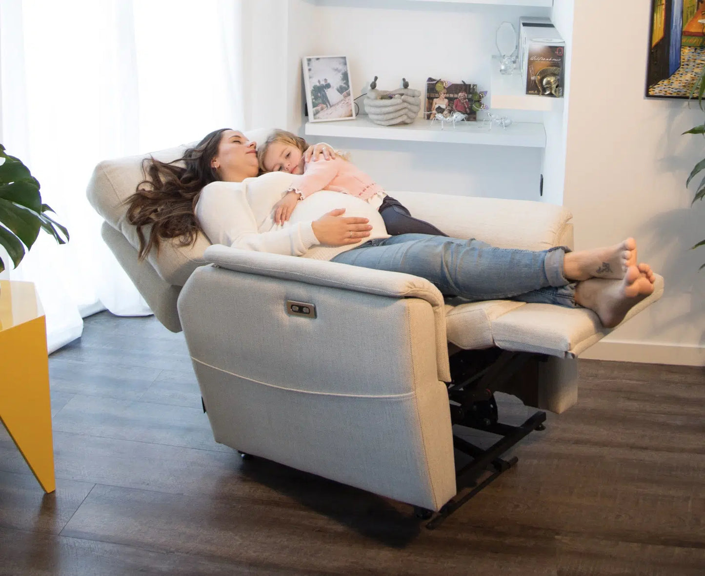 Sillón Relax Hugo | Powerlift 2 Motores Heart Balance | Inclinación Extra + USB